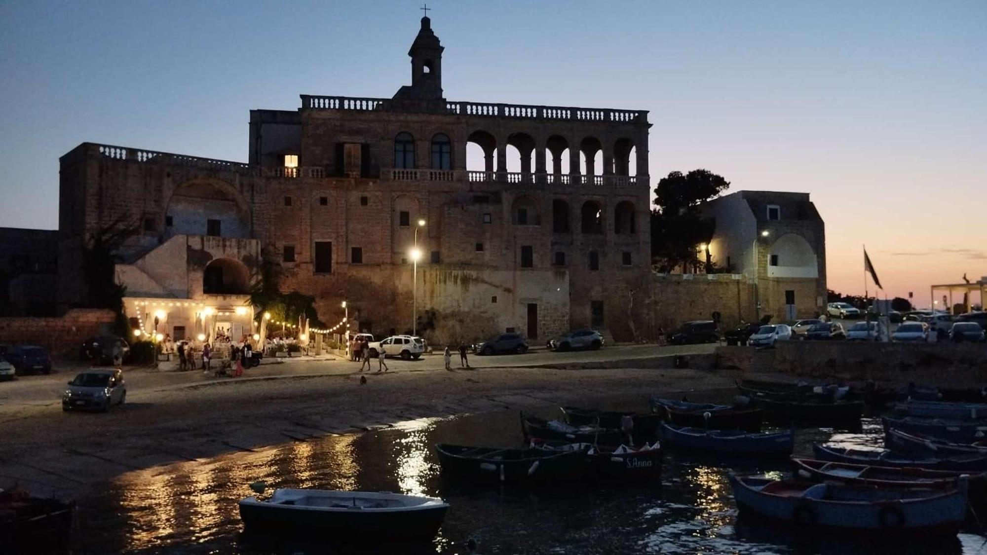 Casa Vacanze La Bella Tina ポリニャーノ・ア・マーレ エクステリア 写真